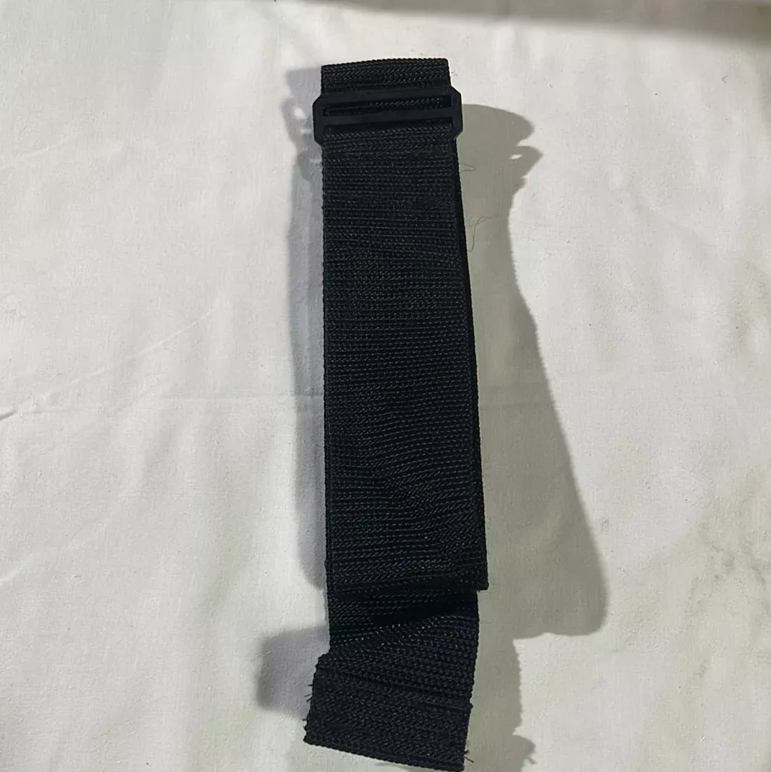 02 Bottle Restraint Strap 6060140013