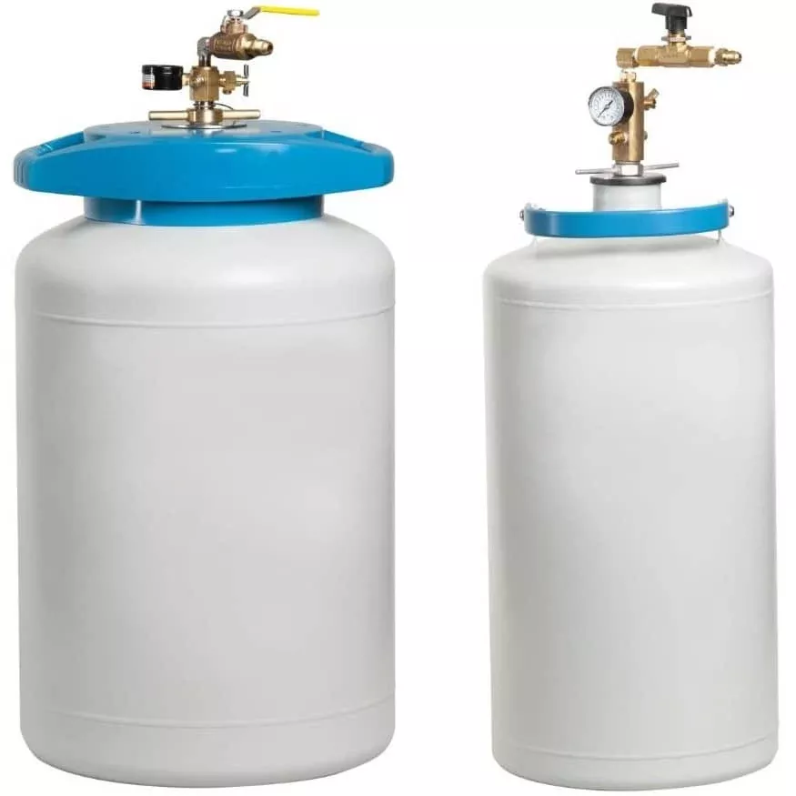 Wallach Dewar Manual Discharge Device